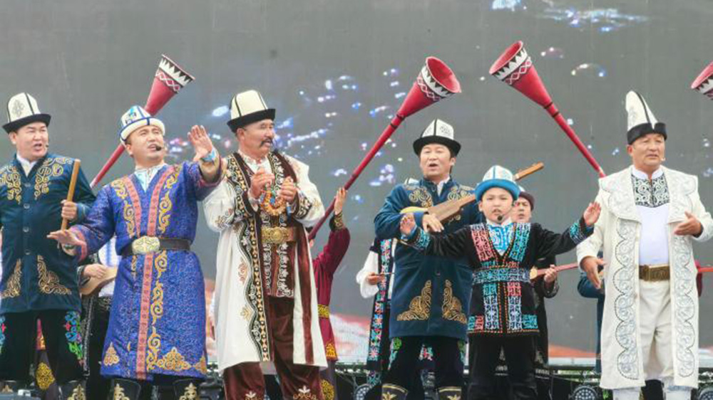 新疆：第十屆瑪納斯國際文化旅游節(jié)在阿圖什市舉行，進一步推動文旅產(chǎn)業(yè)高質(zhì)量發(fā)展！